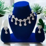 Mahi Cut Silver Necklace with Earrings