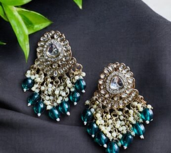 Pearl and Beads Green Kundan Earrings