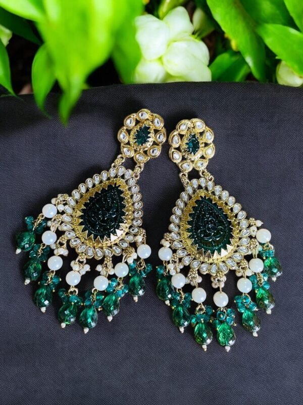 Saanvi Danglers