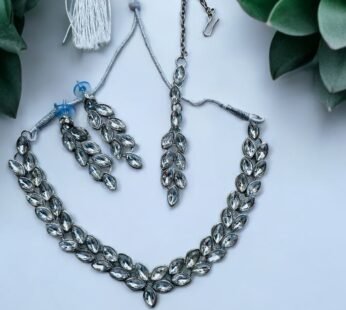 Silver Stone Ad Neckpiece